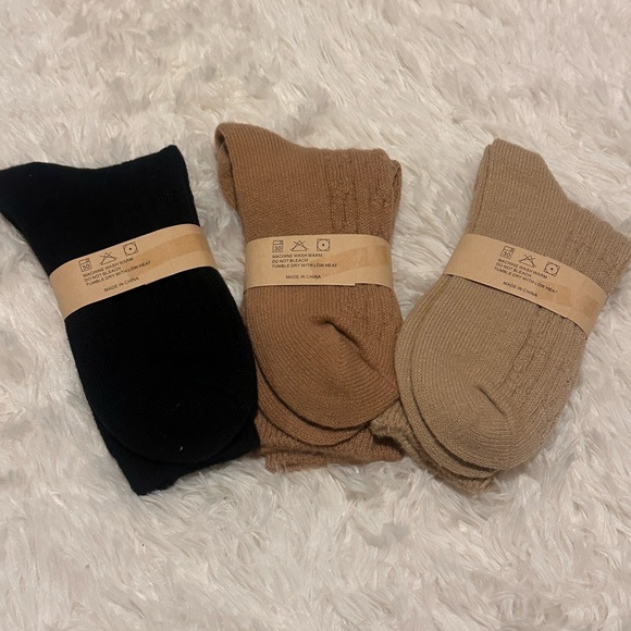 Ribbed Crew Socks - Black, Camel & Tan - Picture 2 of 3